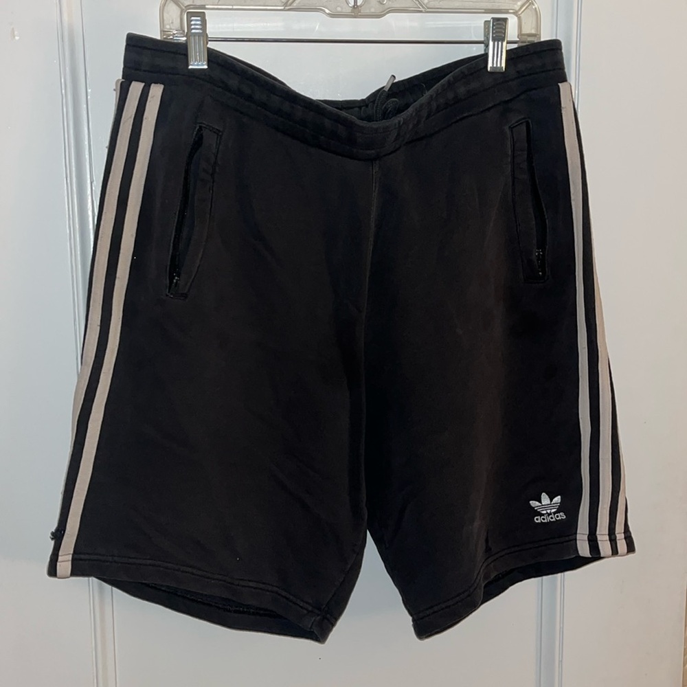XL adidas men’s shorts